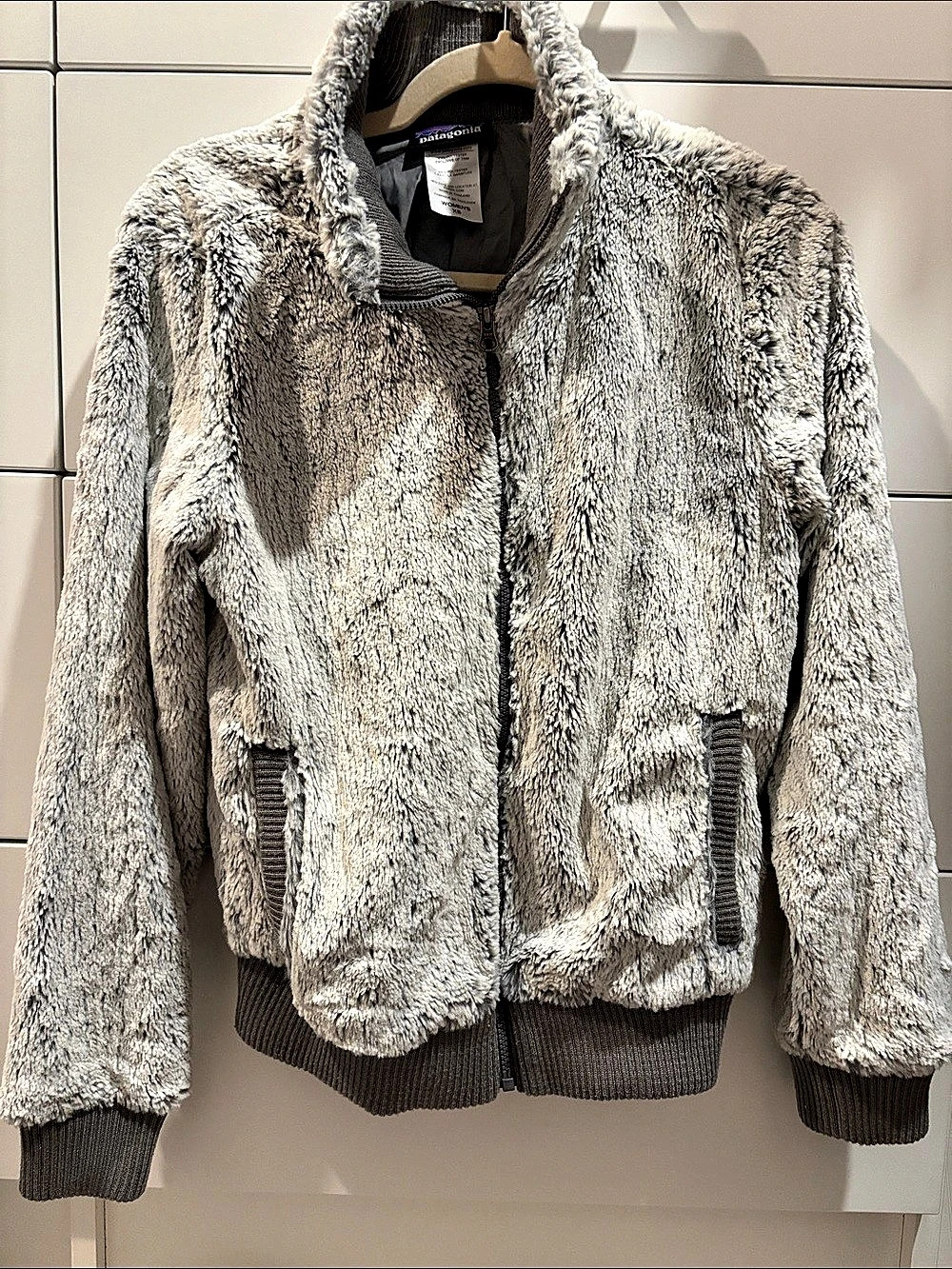 Patagonia Pelage Jacket Gray Teddy Jacket Size XS